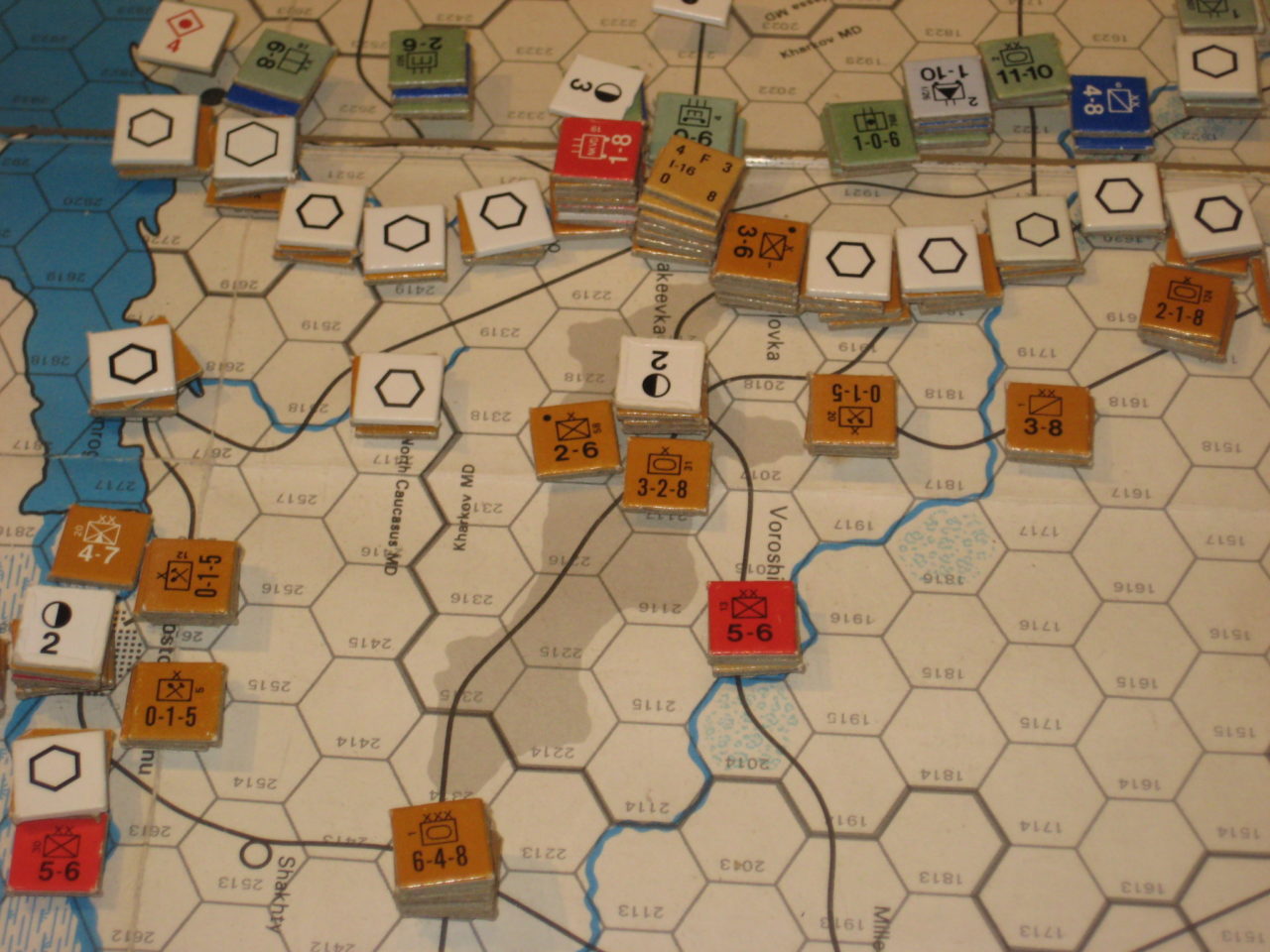 May I 42: Sourthern Front reinforces its defensive lines